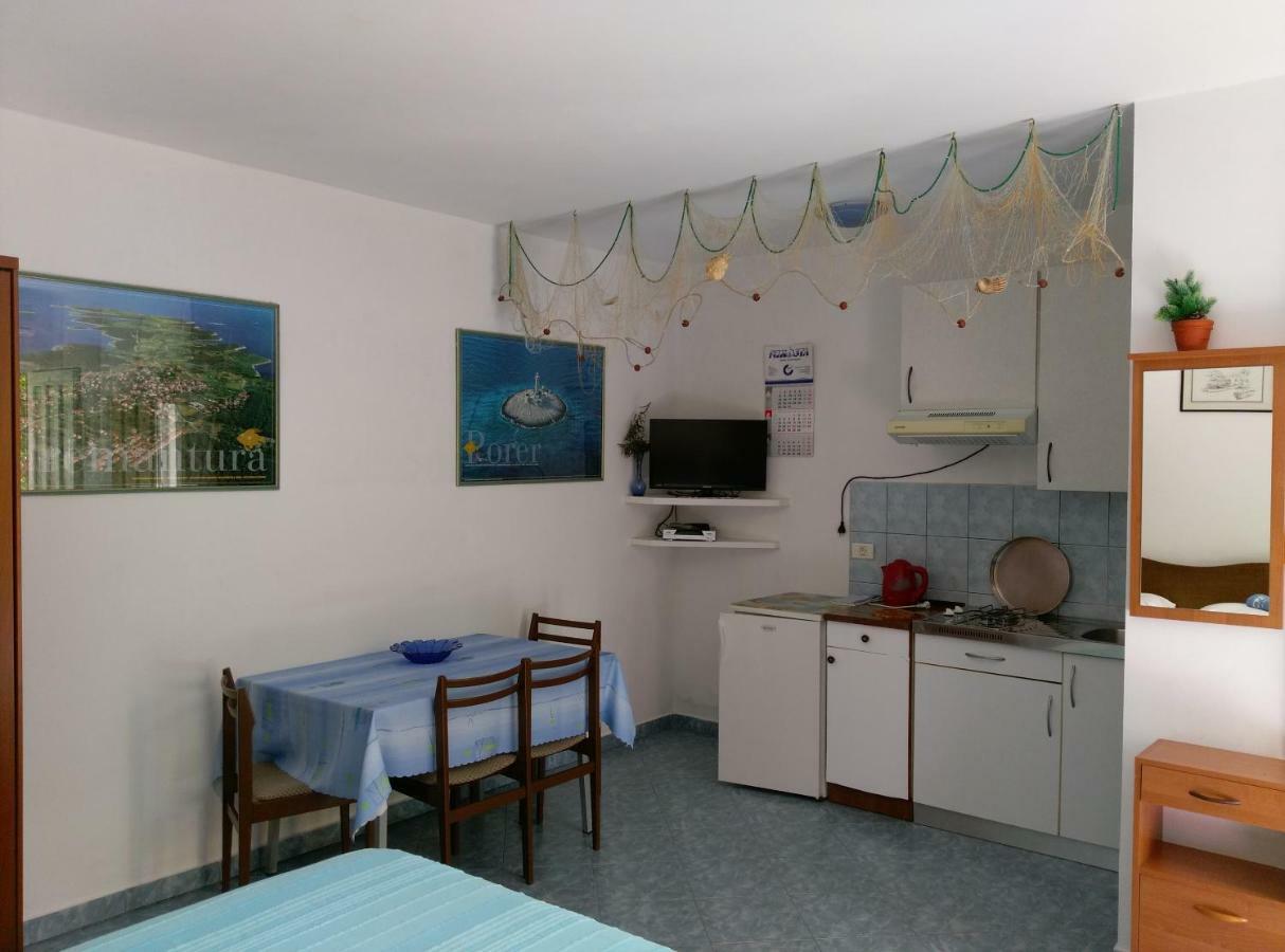 Vila Milla Premantura Extérieur photo