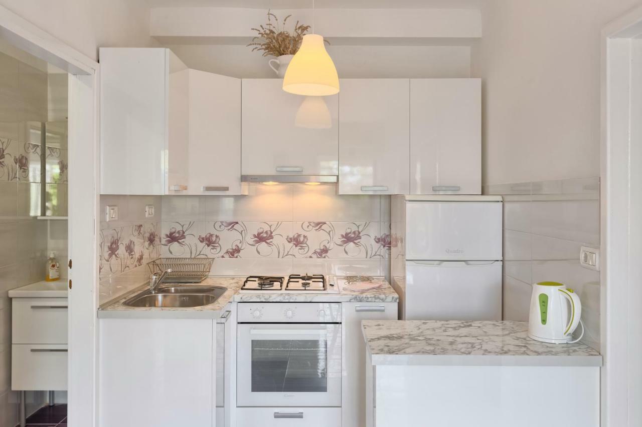 Vila Milla Premantura Extérieur photo