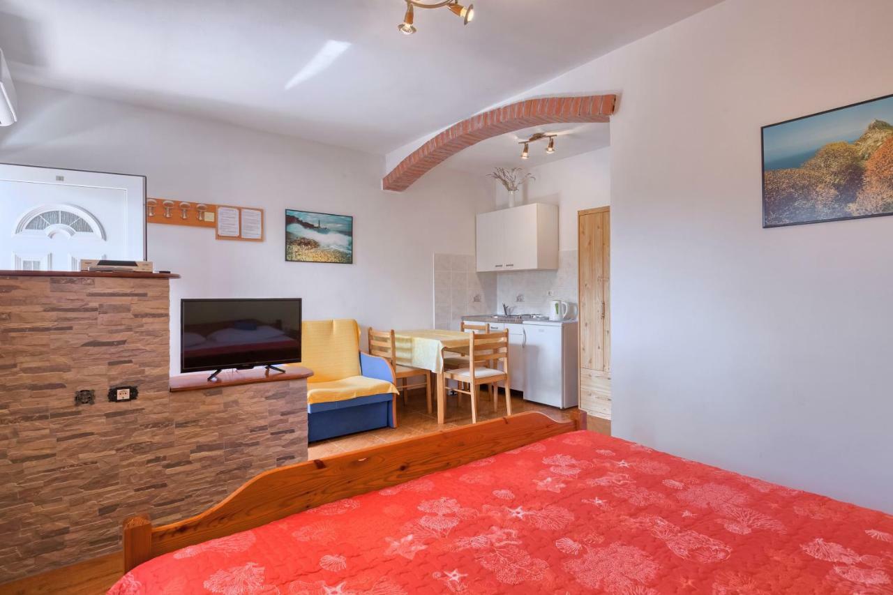 Vila Milla Premantura Extérieur photo