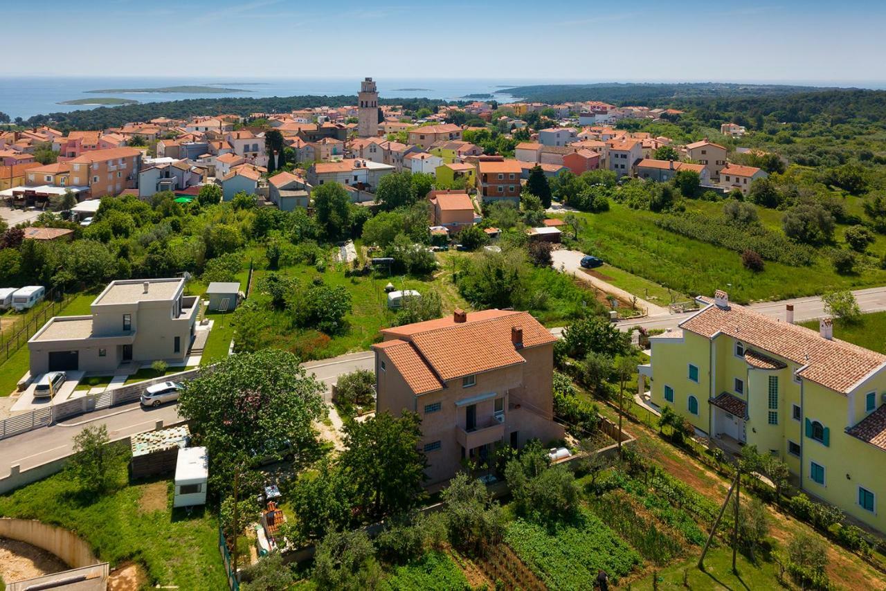 Vila Milla Premantura Extérieur photo