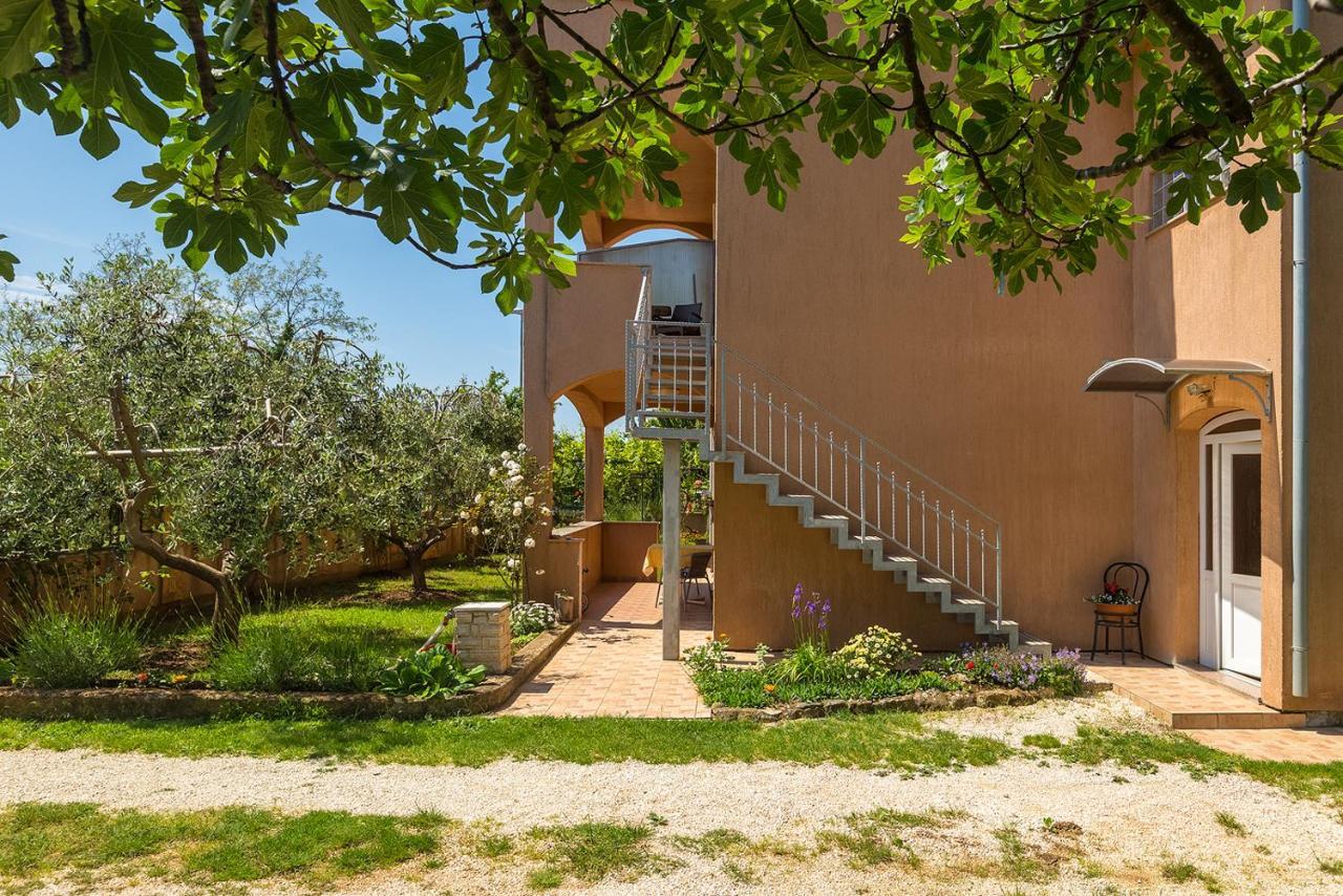 Vila Milla Premantura Extérieur photo