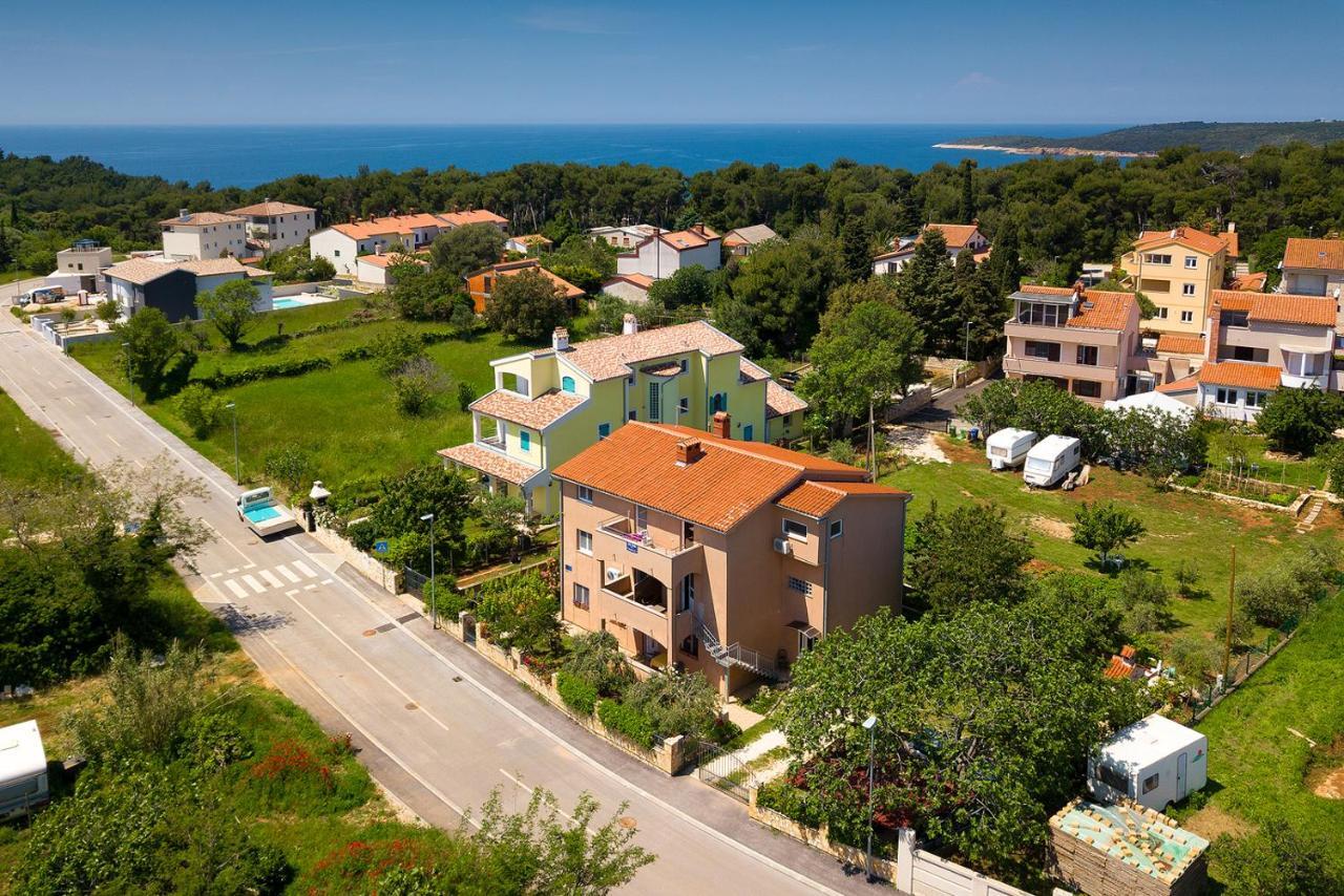 Vila Milla Premantura Extérieur photo